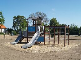 Well-kept Chalet on the Water