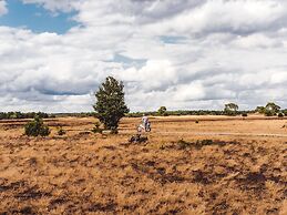 Cozy Bungalow With Dishwasher, in a Holiday Park on the Veluwe