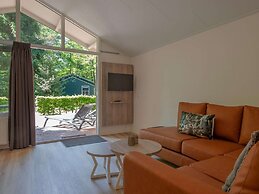 Cozy Bungalow With Dishwasher, in a Holiday Park on the Veluwe