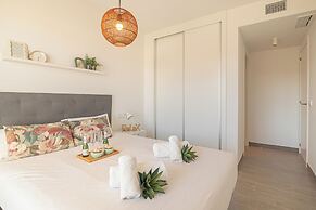 Apartment La Cala With Pool