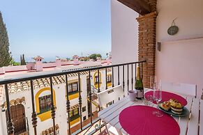 Sunny Tranquility With Pool