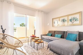 Calahonda Elegance With Pool And Sea View