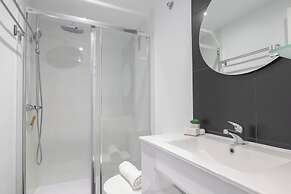 Calahonda Elegance With Pool And Sea View