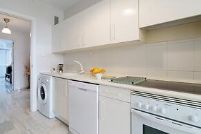 Apartment Hispanidad With Pool