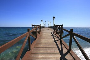 Sunset Seaview Corner With Pool