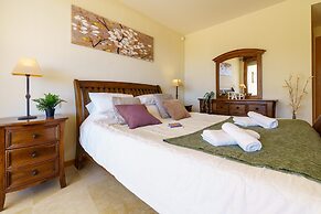 Marbella Mountain With sea View and Pool