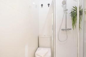 Marbella Este Next Marriott and Nikki B