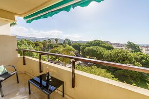 Marbella Este Next Marriott and Nikki B