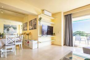 Marbella Este Next Marriott and Nikki B