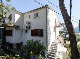Guest House Sobra 38