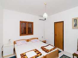 Guest House Sobra 38