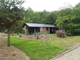 Modern Chalet Near Three National Parks