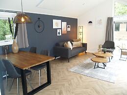 Modern Chalet Near Three National Parks