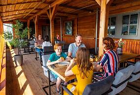 Fascinating Chalet With Dishwasher