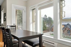 Embrace Serenity Luxe 2BR Suite