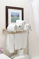 Embrace Serenity Luxe 2BR Suite