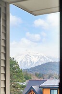 Embrace Serenity Luxe 2BR Suite