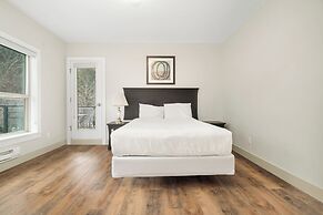 Embrace Serenity Luxe 2BR Suite