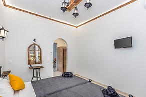 Anya Studios by Estia