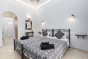 Anya Studios by Estia