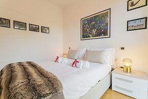 Ivy House by Wonderful Italy