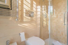 Ivy House by Wonderful Italy