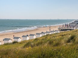 Luxury Dune Villa on a Holiday Park