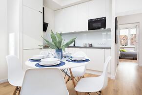 Family City Center Apartments by Renters