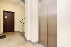 Family City Center Apartments by Renters