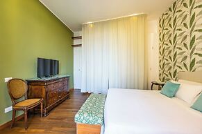 Green Tea Flat at Piazza Carità