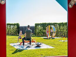 Modern Chalet With Airco, 9 km. From Maastricht