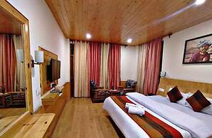 Goroomgo Mareema Non Veg Hotel Manali