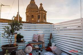 A Modern Maltese Townhouse in Siggiewi