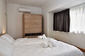 Sea View Spacious 2 Bedroom Central Apartment