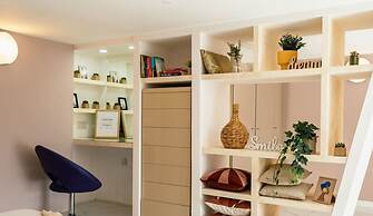 Scenic Seafront Duplex Apartment in Sliema