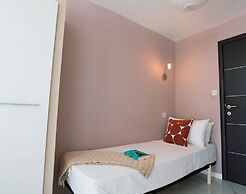 Scenic Seafront Duplex Apartment in Sliema