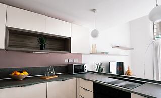 Scenic Seafront Duplex Apartment in Sliema