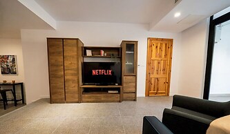 Music F1 Fashion Fun in This Holiday Home