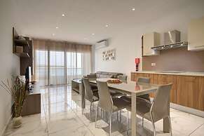 Modern Beach Apartment With Fantastic Sea Views