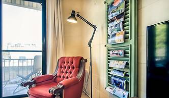 Retro Designer Homelike Apartment - Close to Beach