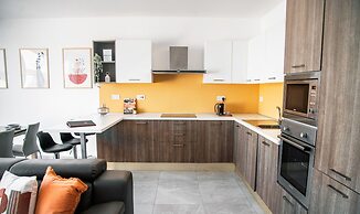 Seafront Penthouse With Unobstructed Sea Views