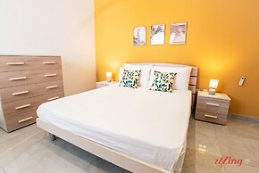 Seafront Penthouse With Unobstructed Sea Views