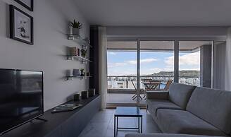 A Stunning Apartment With Spectacular sea Views