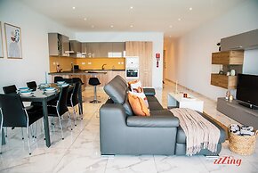 Enjoy Beach Sea Views in a Modern 3 BR APT - 4