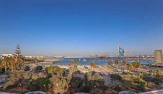 Gem Beachfront Apt With Amazing Bay and Sea Views