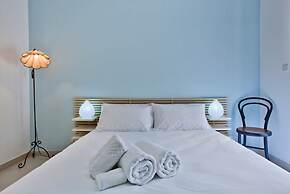 Stunning Sliema 2 Bed Apt Meters Away From Beach