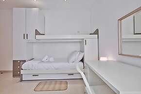 Stunning Sliema 2 Bed Apt Meters Away From Beach