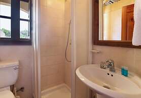 Your Rustic Retreat in Gozo With a Pool