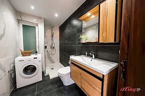 Seaside Magic From a Stunning Apartment