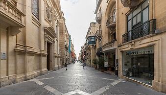 A Modern Studio in Malta s Capital Valletta